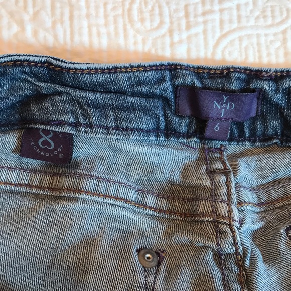 NYDJ Boot Cut Jeans Size 6 - Picture 2 of 2